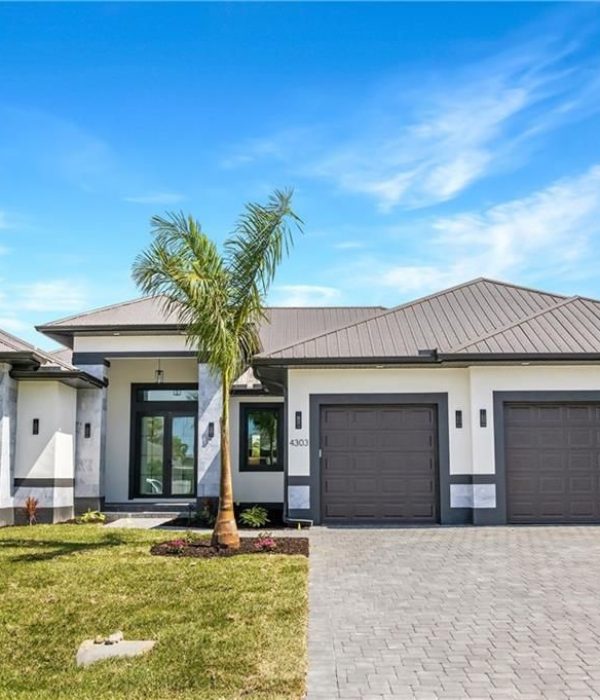 Sunny Fort Myers, FL home SWFL Property Management